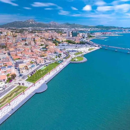 5 Minutes From The Seafront -apartment&garden Apartment *