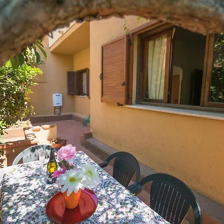 Apartament 5 Minutes From The Seafront -apartment & Garden *